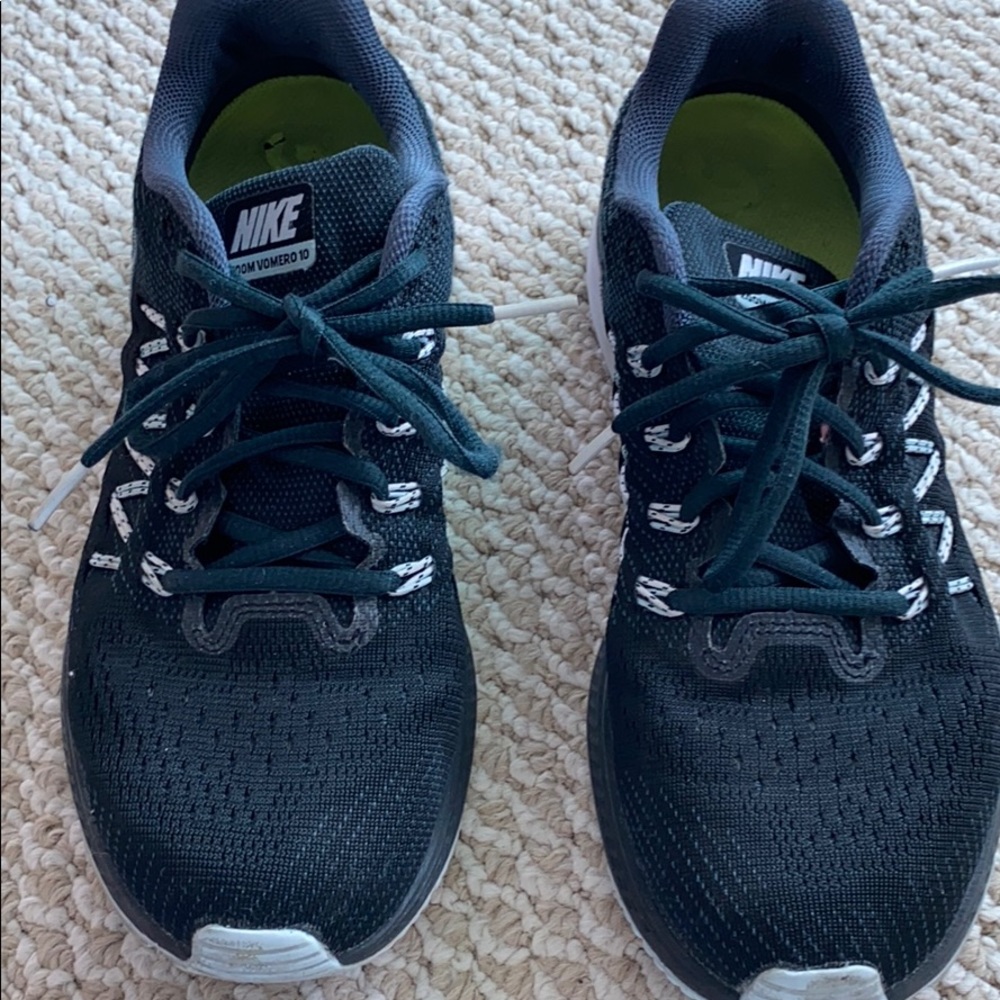 Used Nike running sneakers